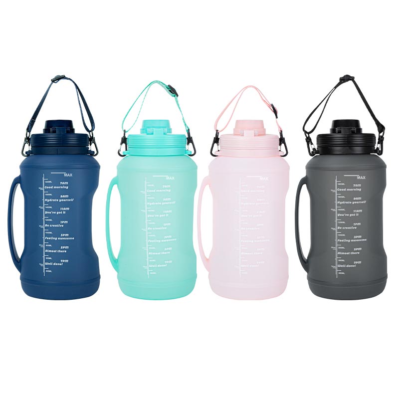 Customized Large Capacity Water Bottle