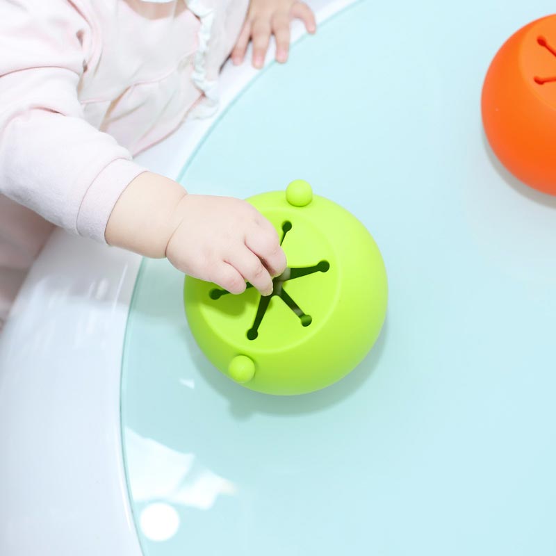 Silicone Snack Container Ball Snack Cup Supplier