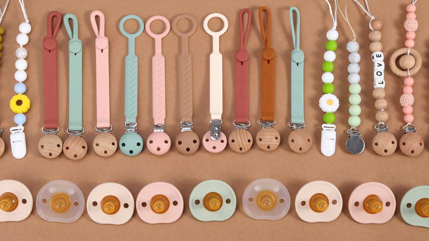 Personalize Your Baby's Style with Custom Silicone Pacifier Chains ...