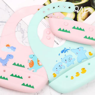Explore baby bib: When does your baby need it?