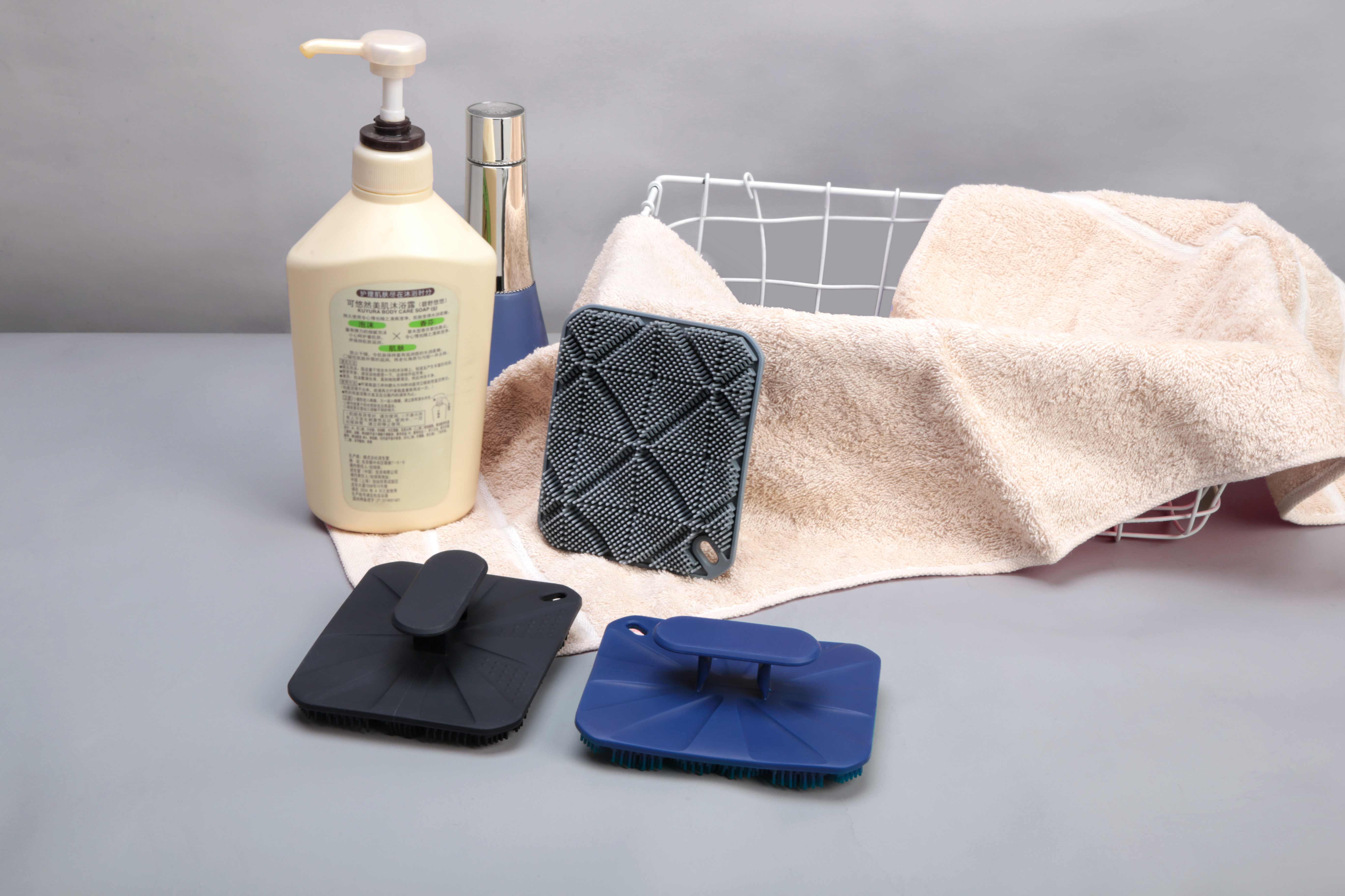 Silicone Body Scrubbers vs. Loofahs Which one is better？ Shenzhen