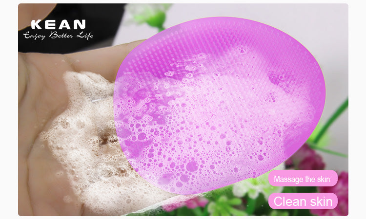 Facial silicone cleaning brush