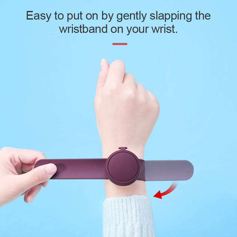 Liquid Dispenser Wristband